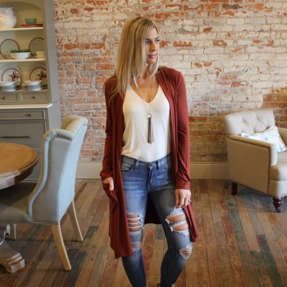 LAST ONE! Rust Long Sleeve Knit Cardigan w/pockets - Picture 2 of 3